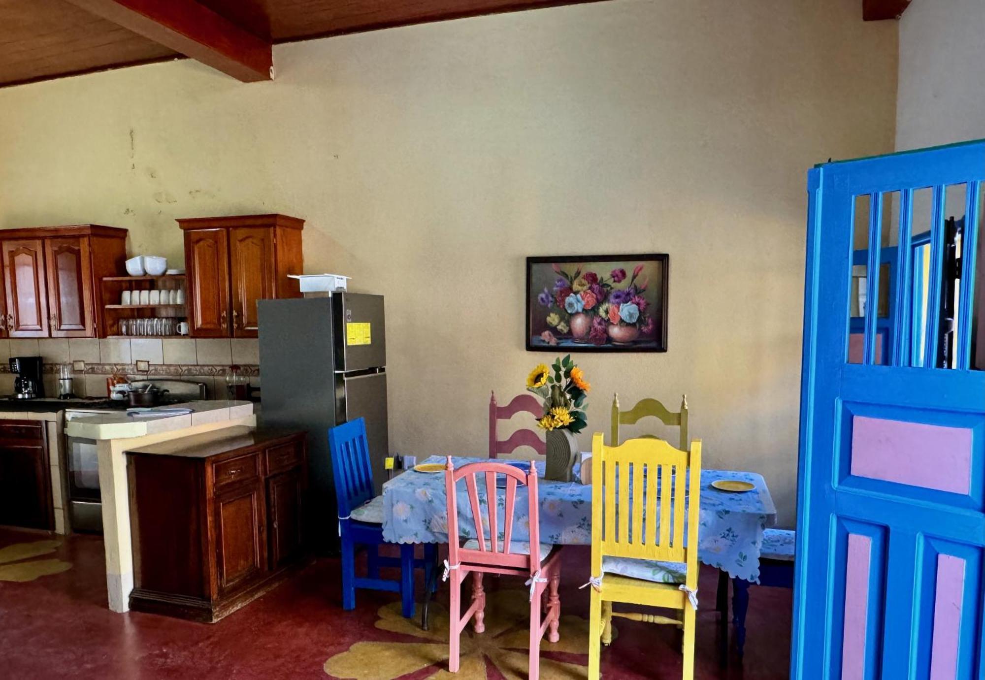 Hostal Los Girasoles By Hostal Inn Flores Exterior foto