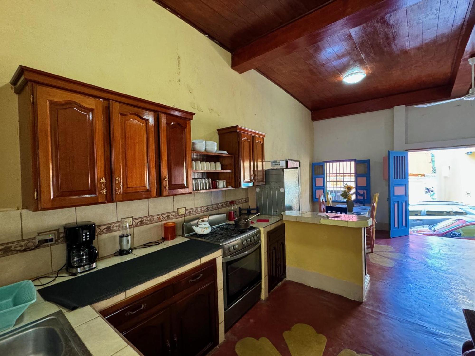 Hostal Los Girasoles By Hostal Inn Flores Exterior foto
