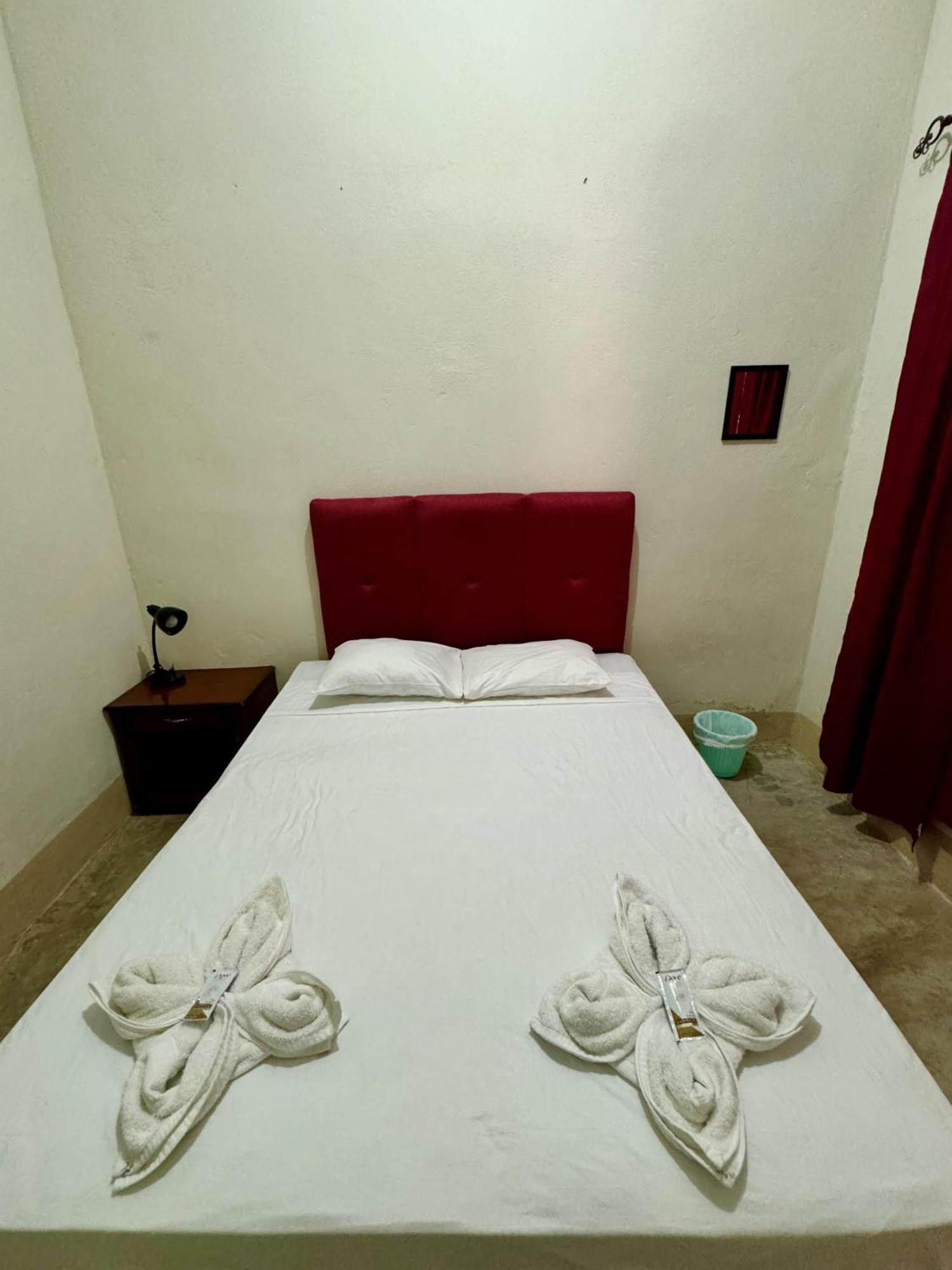 Hostal Los Girasoles By Hostal Inn Flores Exterior foto