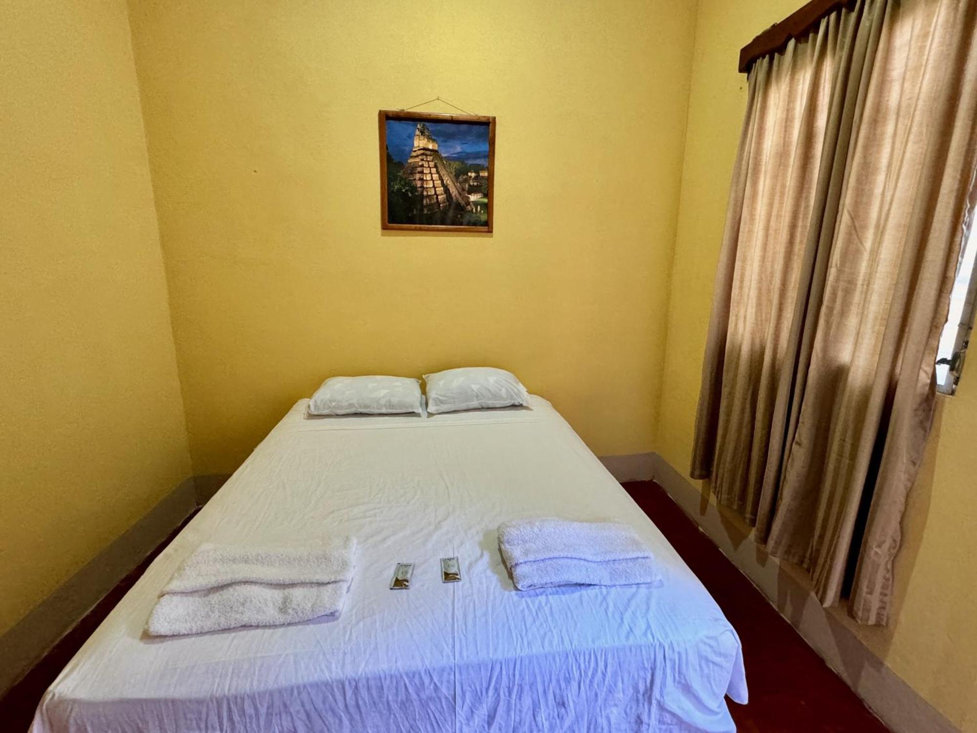 Hostal Los Girasoles By Hostal Inn Flores Exterior foto