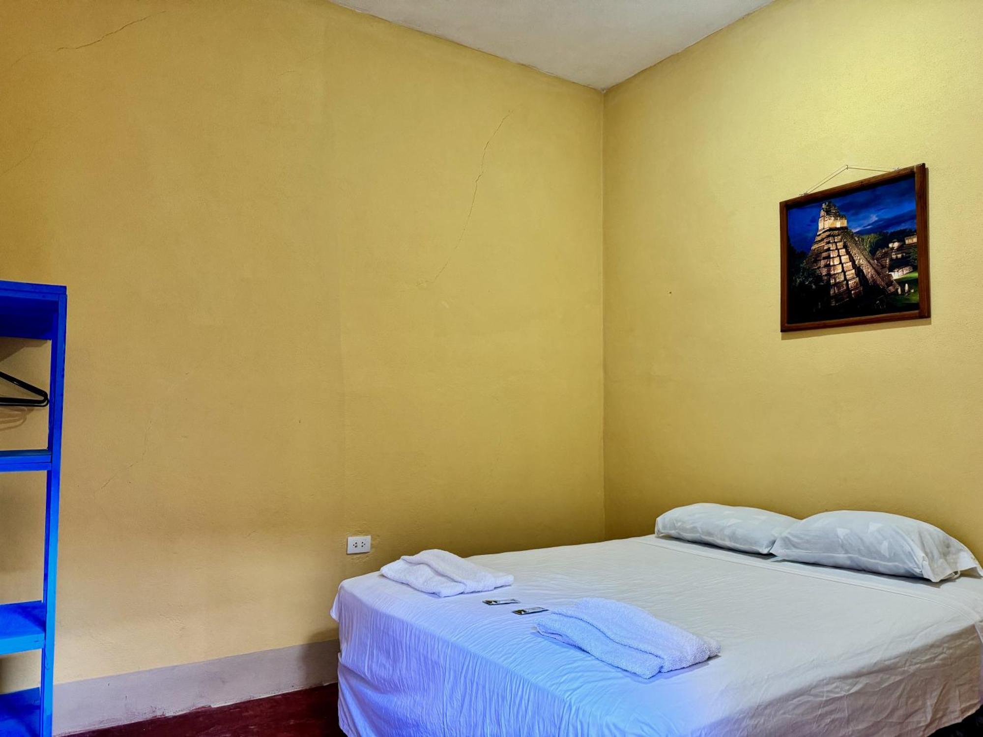 Hostal Los Girasoles By Hostal Inn Flores Exterior foto