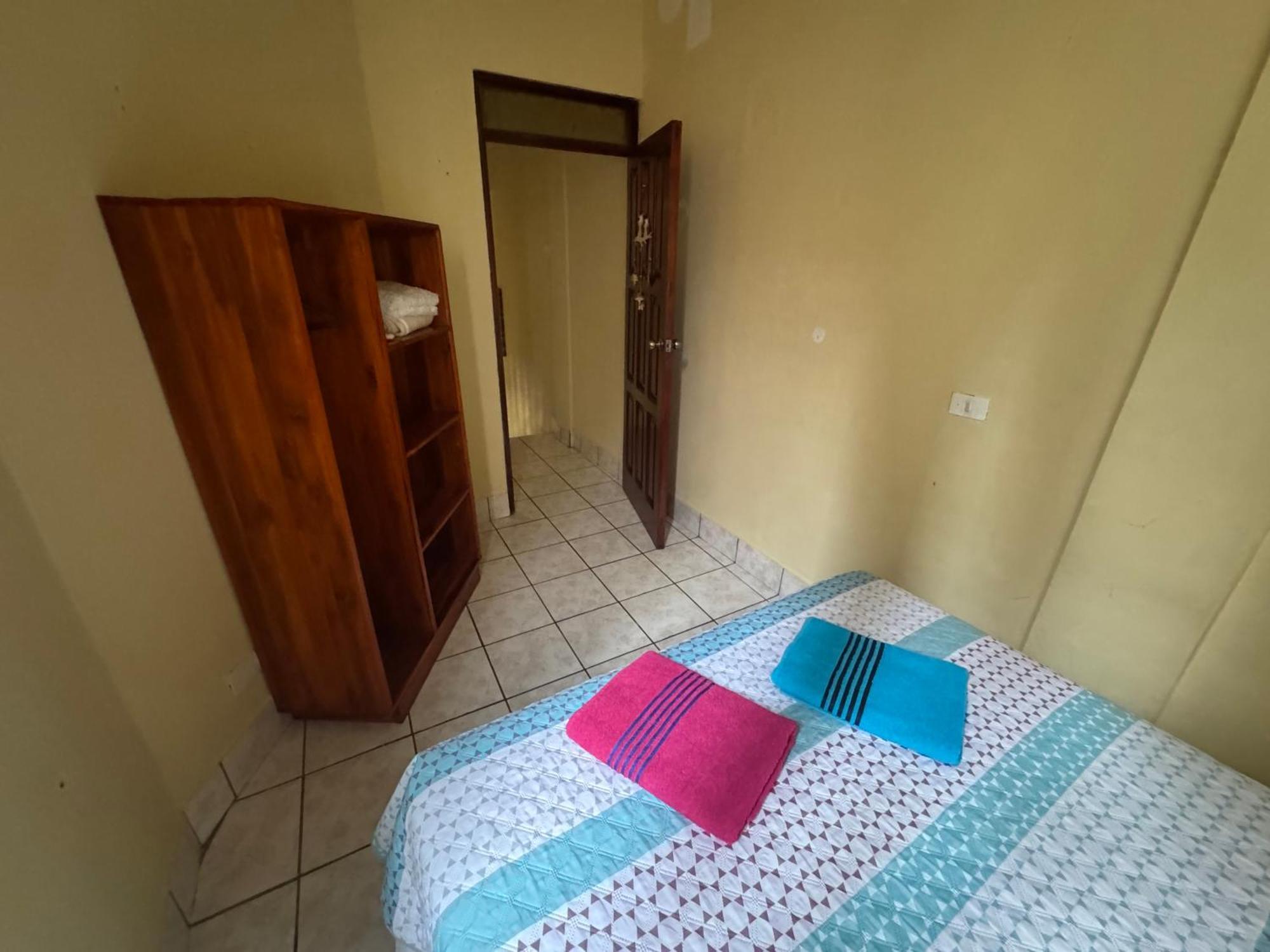 Hostal Los Girasoles By Hostal Inn Flores Exterior foto