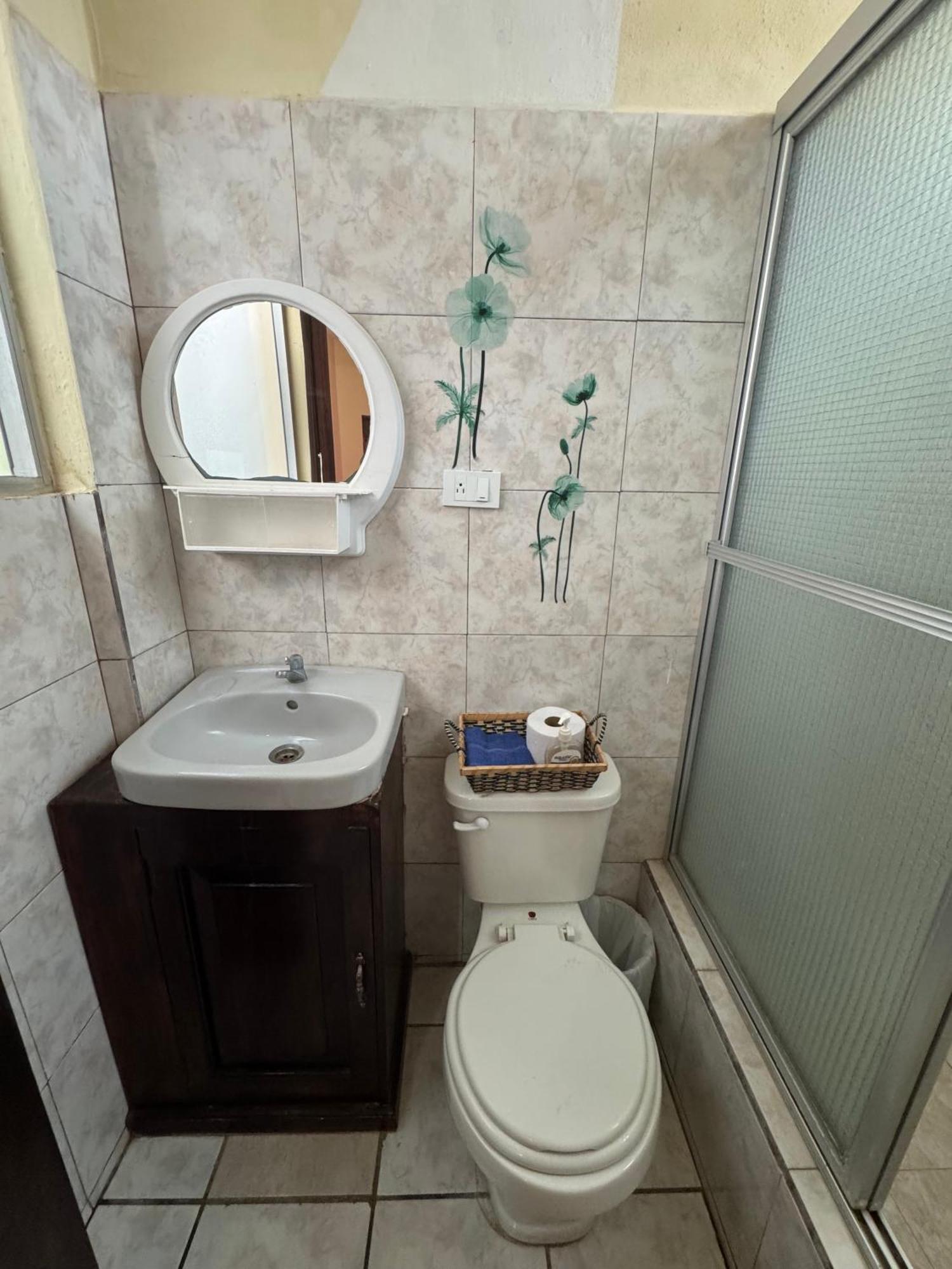 Hostal Los Girasoles By Hostal Inn Flores Exterior foto